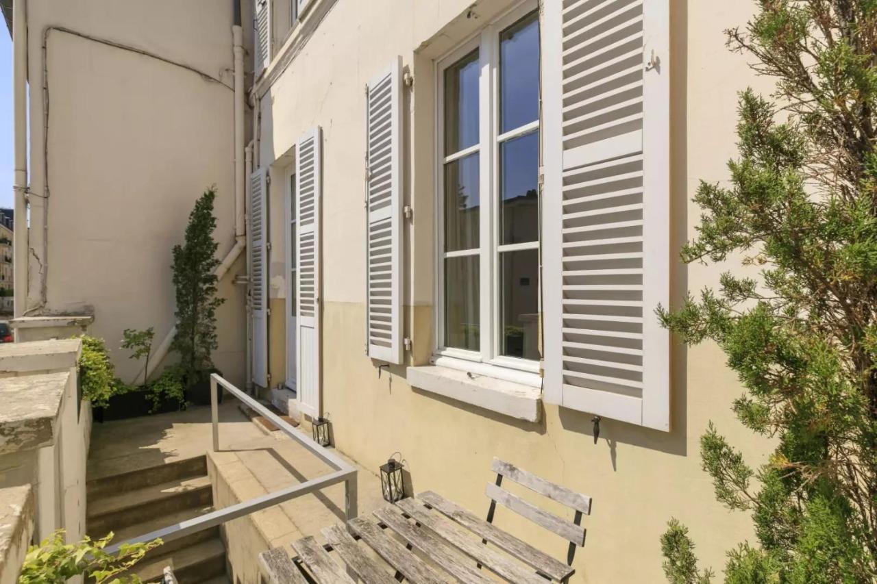 Appartamento La Terrasse De Mademoiselle Versailles Esterno foto